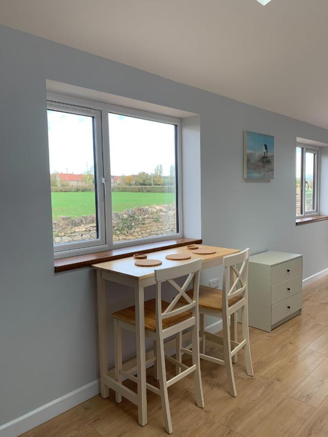 Ferienwohnung The Milking Sheds Tytherington  Exterior foto